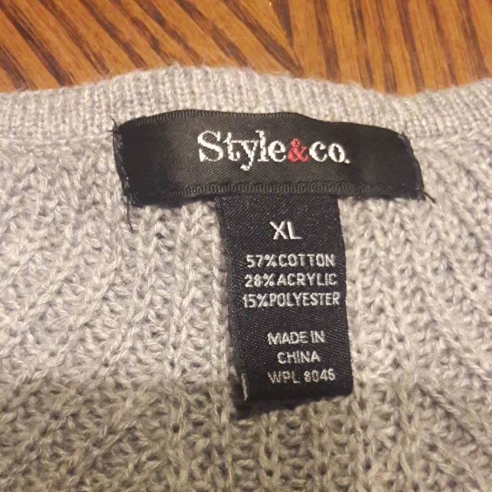 Sweater - Picture 3 of 3